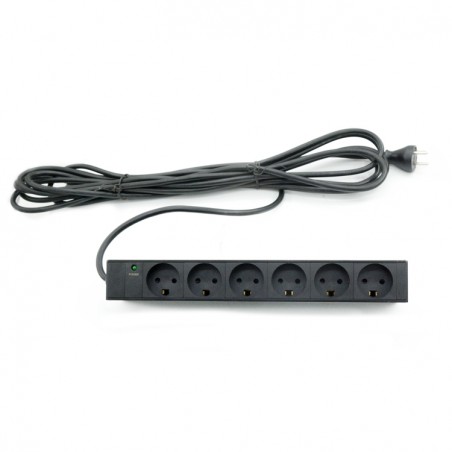 Uttag med 6 DK nätuttag och jord, 7m kabel - Elskena i metallhölje