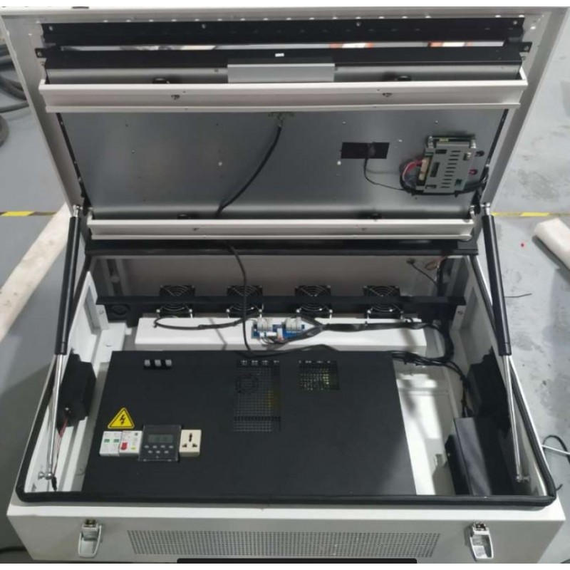 32" Outdoor Panel PC waterproof High nits 1500 for sunlight with automatic light sensor