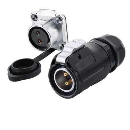 Vattentät strömkontakt för montering av panel.