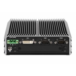 Kompaktfläktlös dator med Quad Core Atom CPU