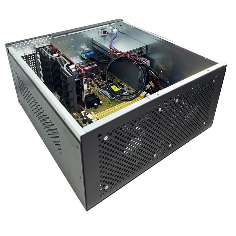 Industriell väggfäste Mini ATX med enkel åtkomst GPU-kortexpansion