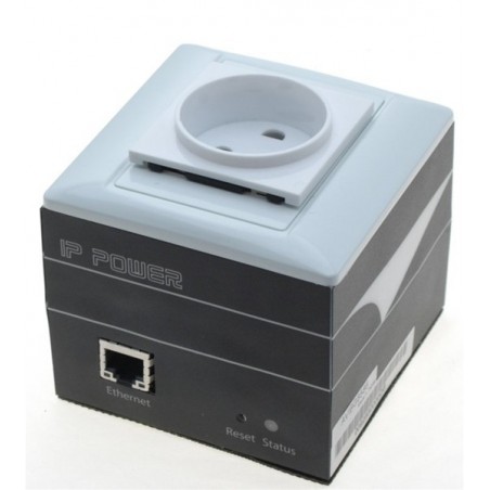 Reläbox för på / av 230 VAC-utrustning via nätverk. Med låsningskontroll