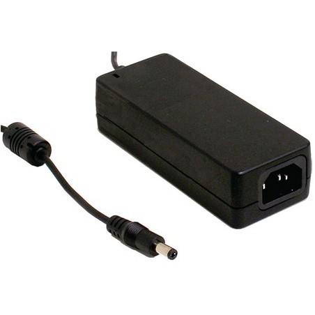 Strømforsyning med 15VDC 2,67A switch mode med C-14 netstik