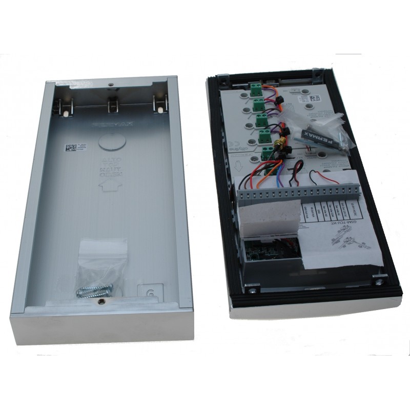 GSM dörrtelefon i rostfritt stål för 6 lägenheter med delad ytterdörr - Binär Teknik